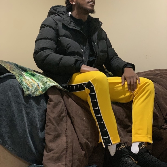 Meet your Posher, Kevin - Picture 1 of 1